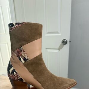 Stylish Tan and Brown Women's Boots